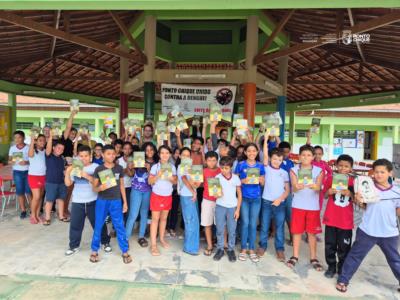 Entrega de Materiais do Procon Mirim na Escola Alzira Veloso
