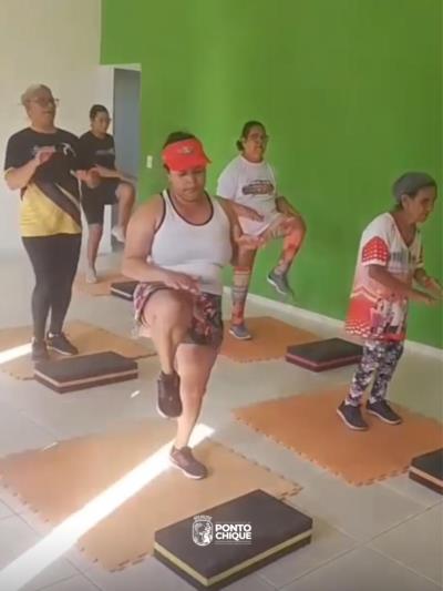 Comunidade em Movimento: Caminhada, Alongamento e Ginástica Promovem Saúde! 